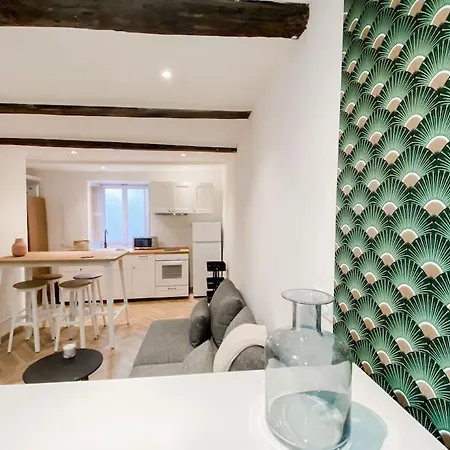 Apartment : Au Coeur De La Citadelle *